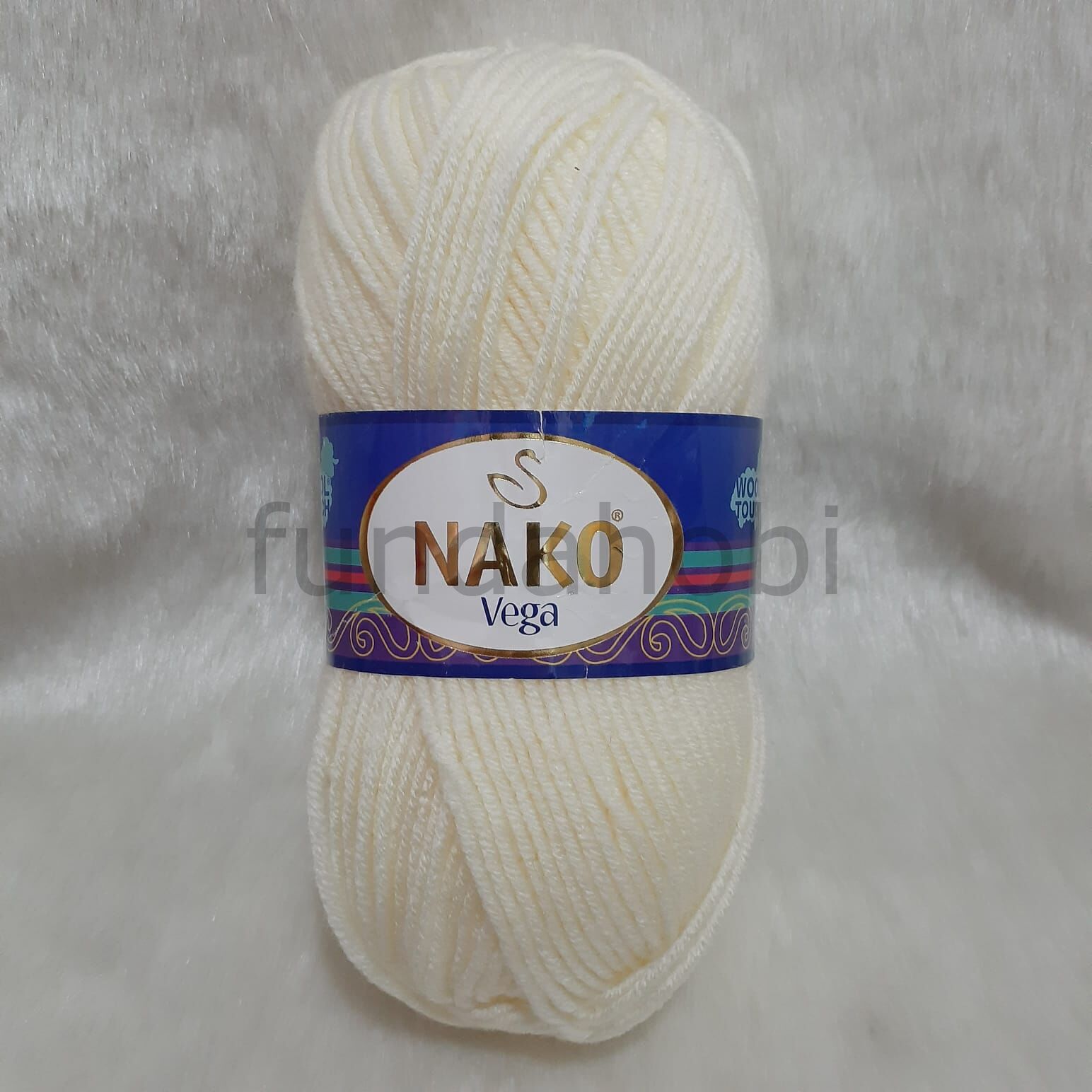 Nako VEGA 3042-Krem