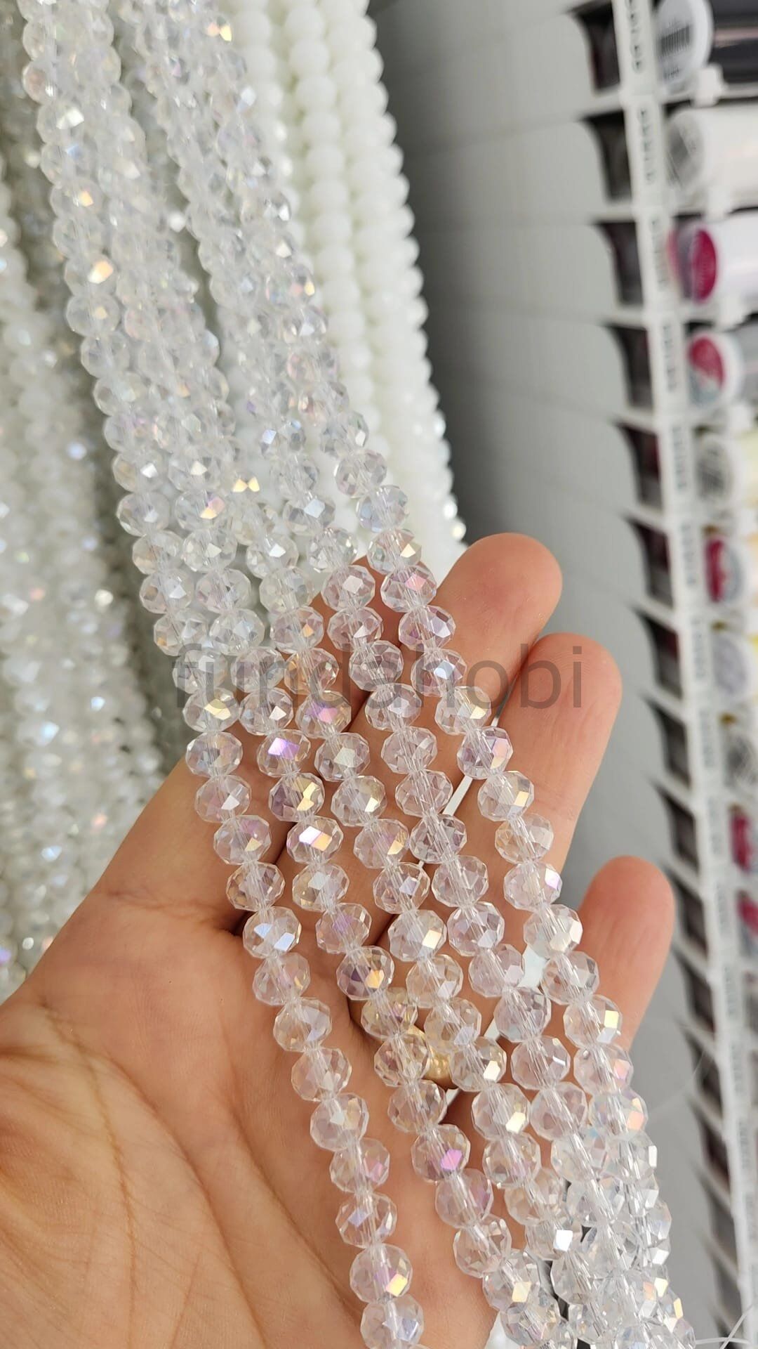 8 mm Faset Kesim Kristal Cam Boncuk - İpe Dizili  (1 Dizi)