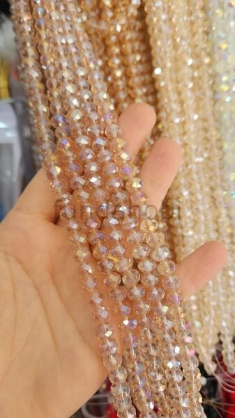 8 mm Faset Kesim Kristal Cam Boncuk - İpe Dizili  (1 Dizi) şampanya