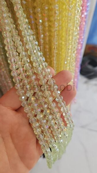 8 mm Faset Kesim Kristal Cam Boncuk - İpe Dizili  (1 Dizi) NeonYeşil