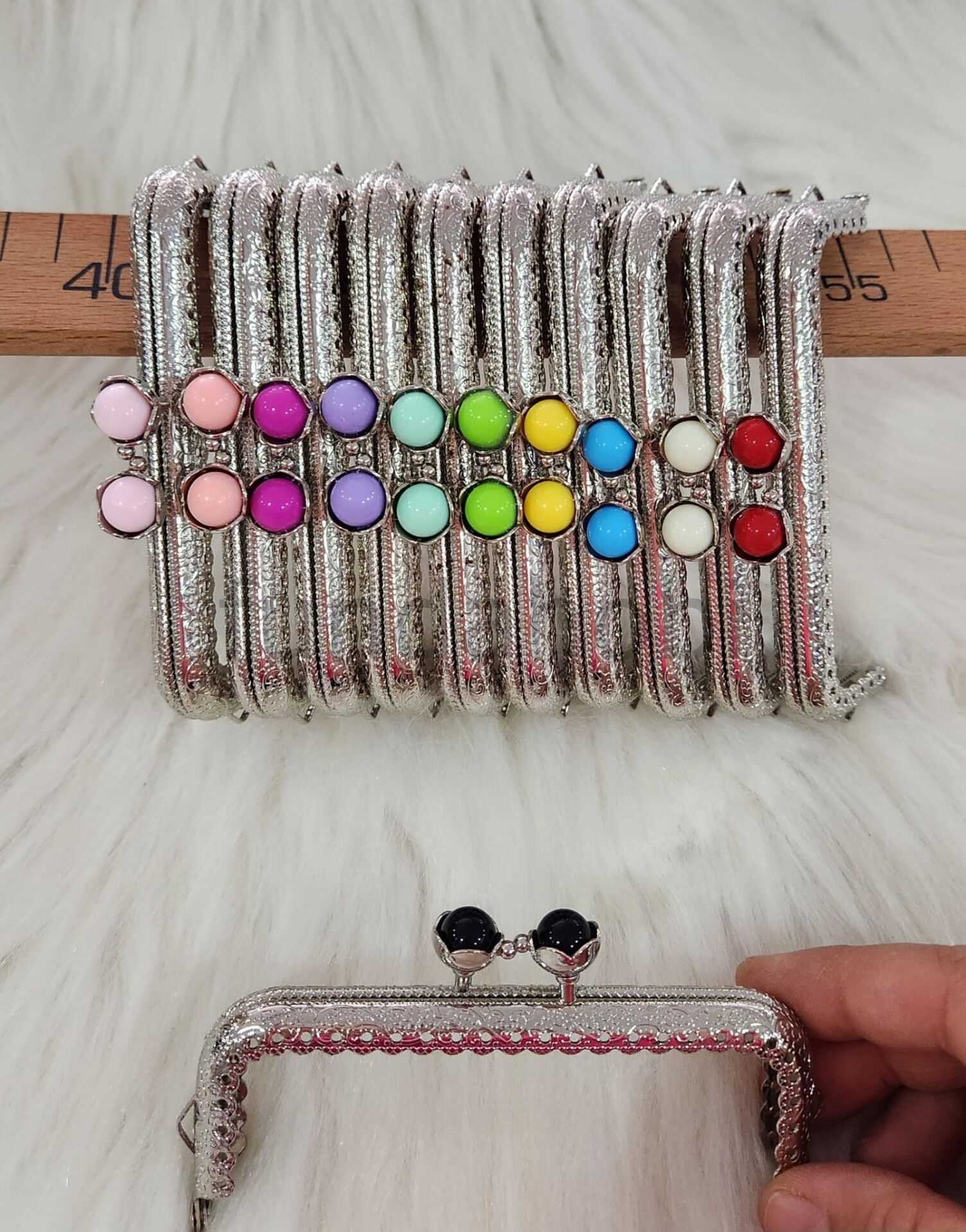 Boncuklu Cüzdan Klipsleri-Kare Gümüş Model