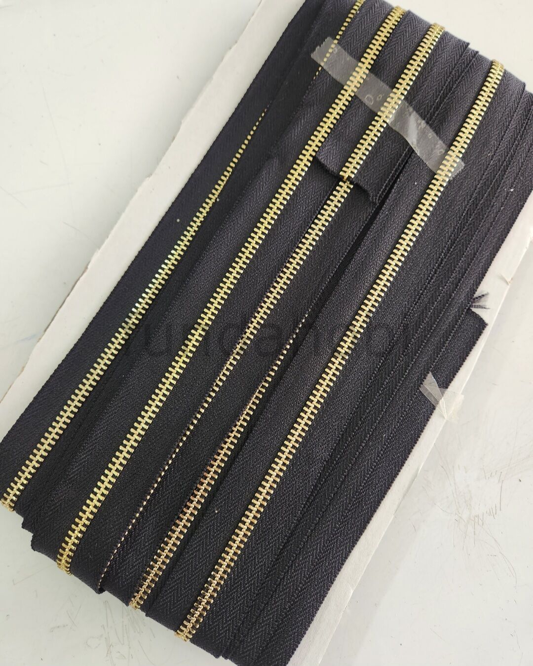 Çanta Fermuarı-Gold Demir Diş Siyah 50 cm Başlıklı