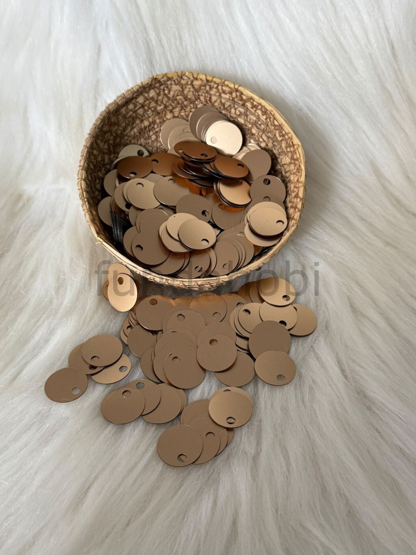 Çanta Pulu- 2 cm Geniş Delikli Patik Ve Süsleme Payeti-(Gold,Gümüş,Siyah Renkler) Mat Gold