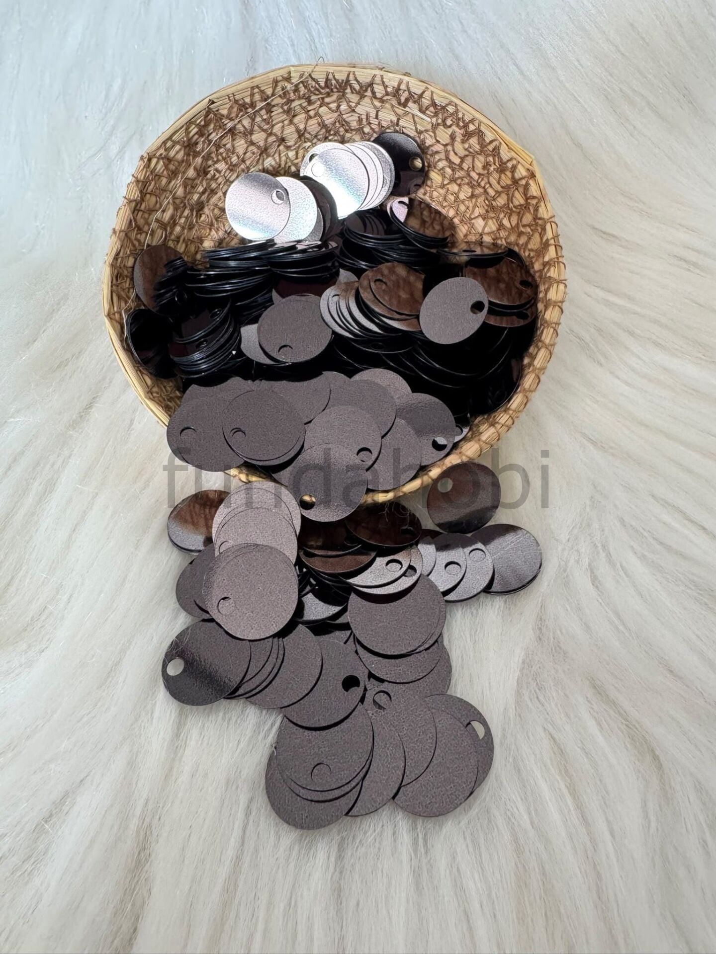 Çanta Pulu- 2 cm Geniş Delikli Patik Ve Süsleme Payeti-(Gold,Gümüş,Siyah Renkler) Antrasit
