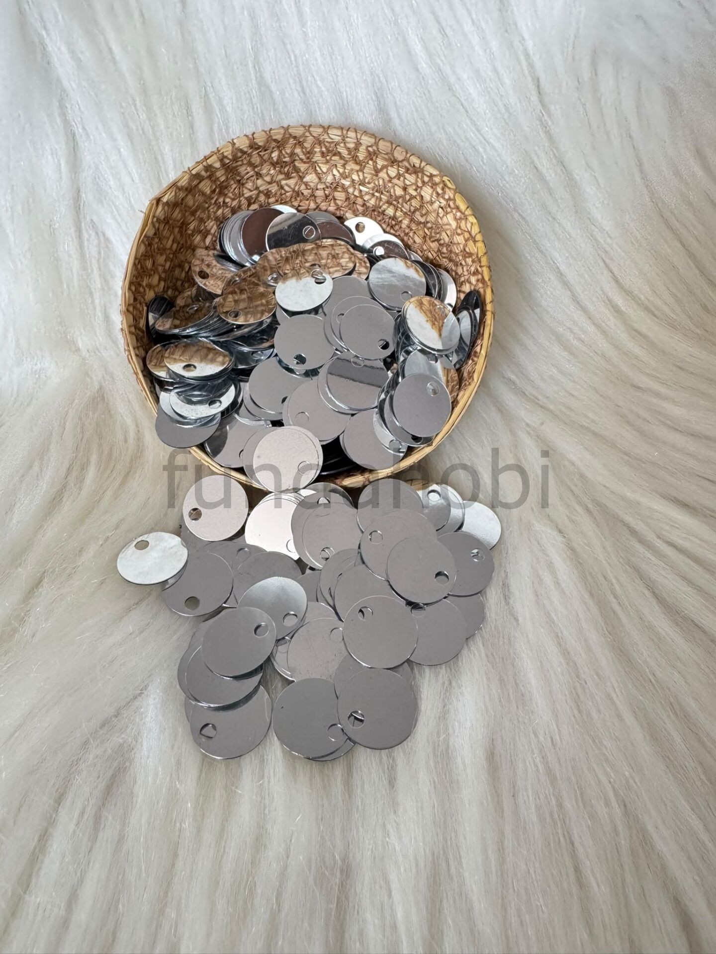 Çanta Pulu- 2 cm Geniş Delikli Patik Ve Süsleme Payeti-(Gold,Gümüş,Siyah Renkler) GÜMÜŞ