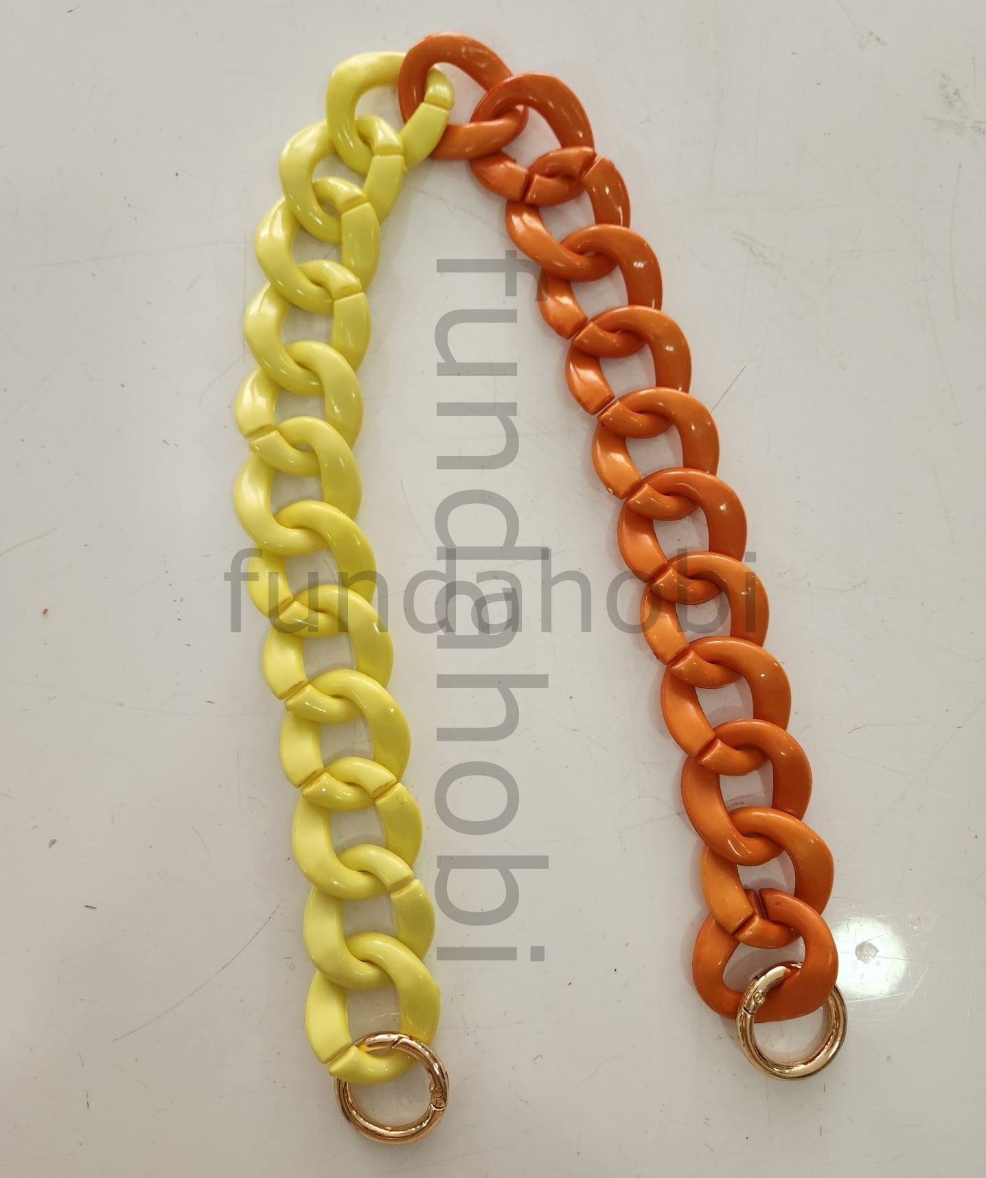 Plastik Zincir Askı -Tarçın-Sarı