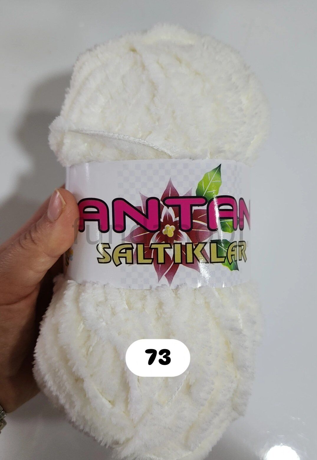 Saltıklar Lantana (Peluş İp) Krem-73