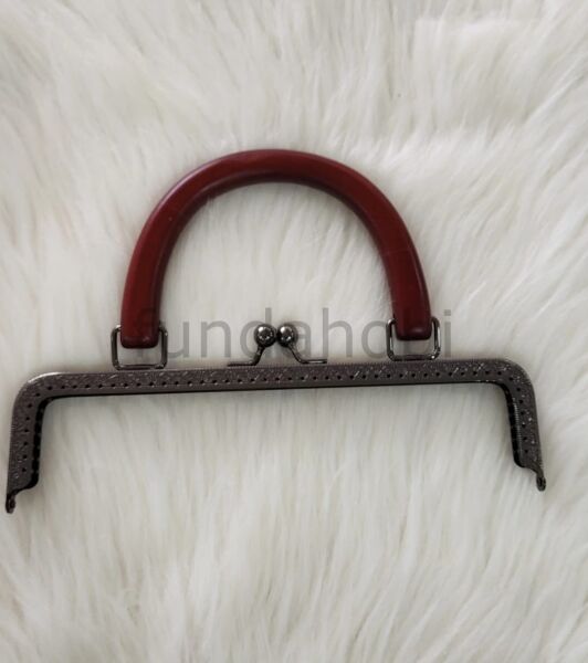 Masif Kulplu Metal Burs SİYAH