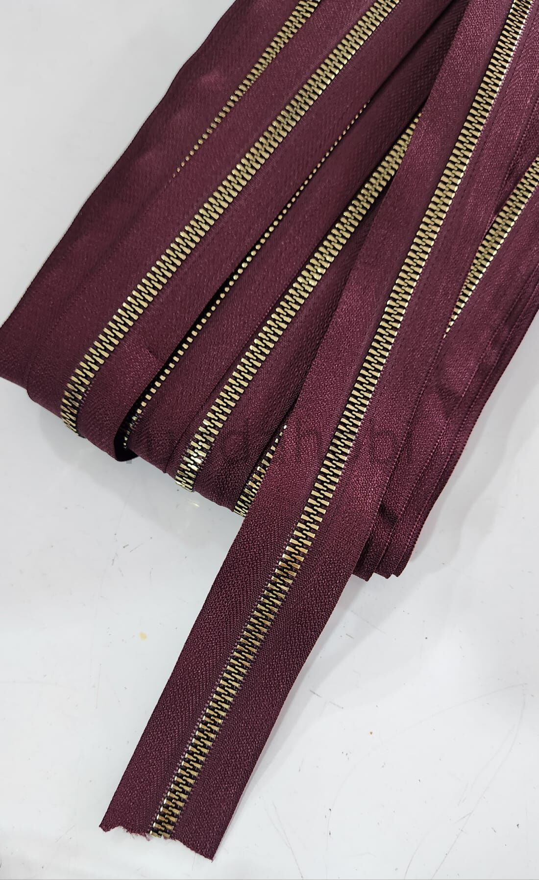 Gold Plastik Diş Metrelik Fermuar -Bordo
