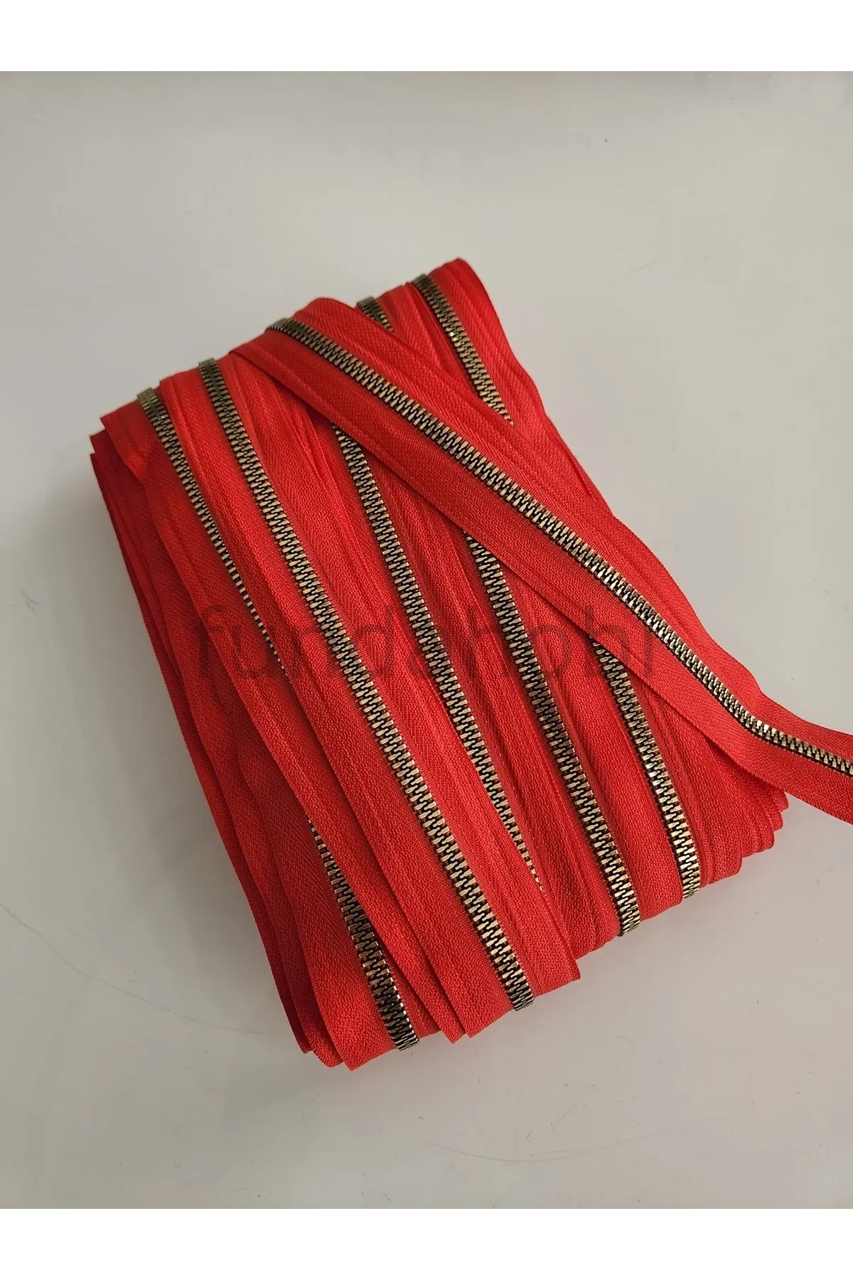 Gold Plastik Diş Metrelik Fermuar -Kırmızı