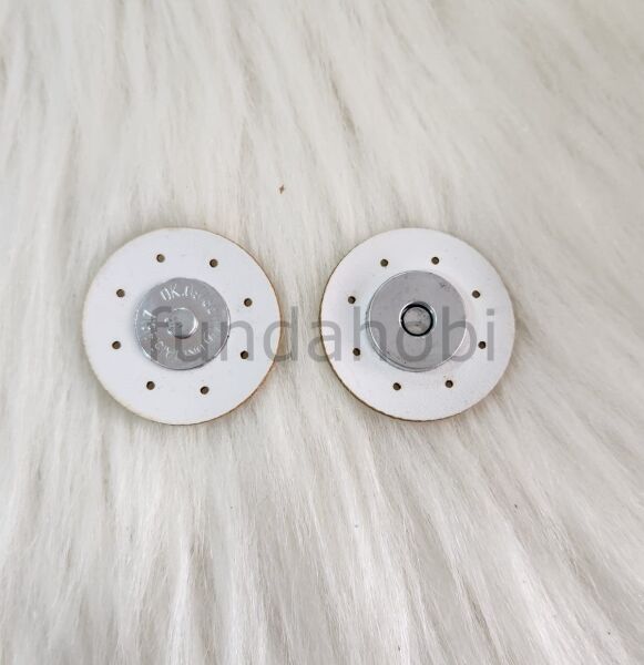 Dikmeli Deri Çıtçıtlar (Gümüş detaylı) BEYAZ