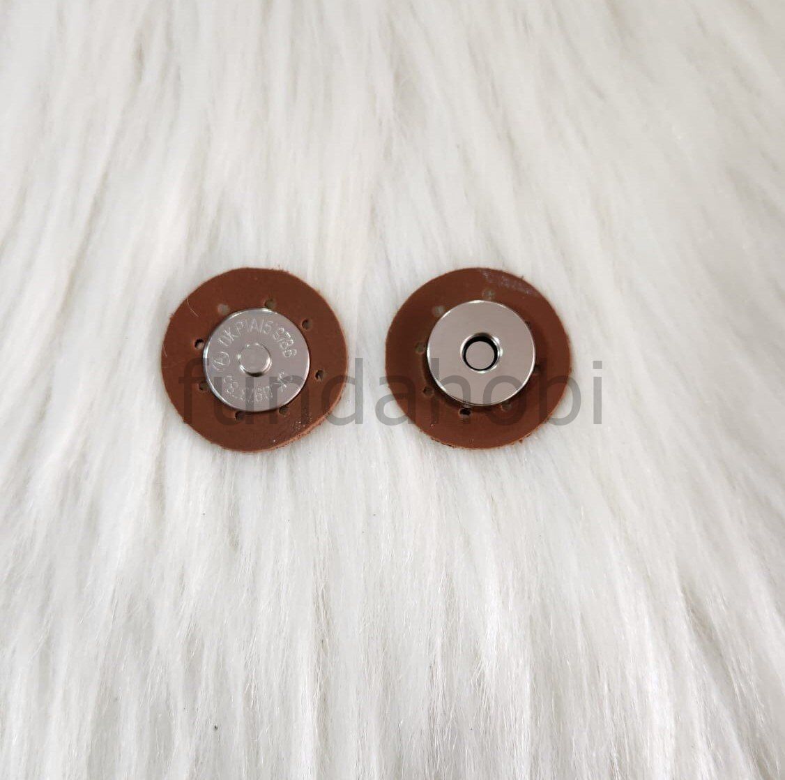 Dikmeli Deri Çıtçıtlar (Gümüş detaylı) TABA