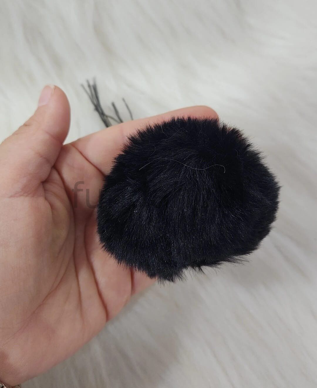 Peluş Ponpon Siyah