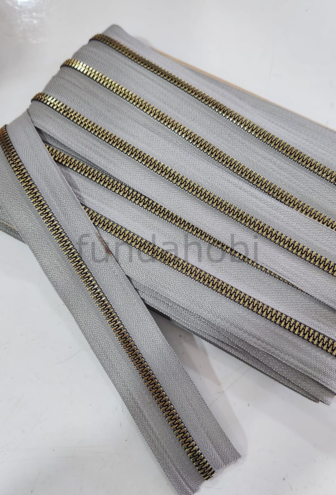 Gold Plastik Diş Metrelik Fermuar -Gri