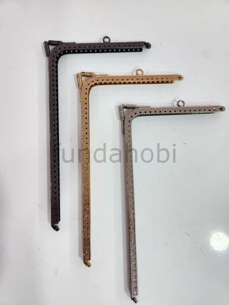 L Cüzdan Metal Burs