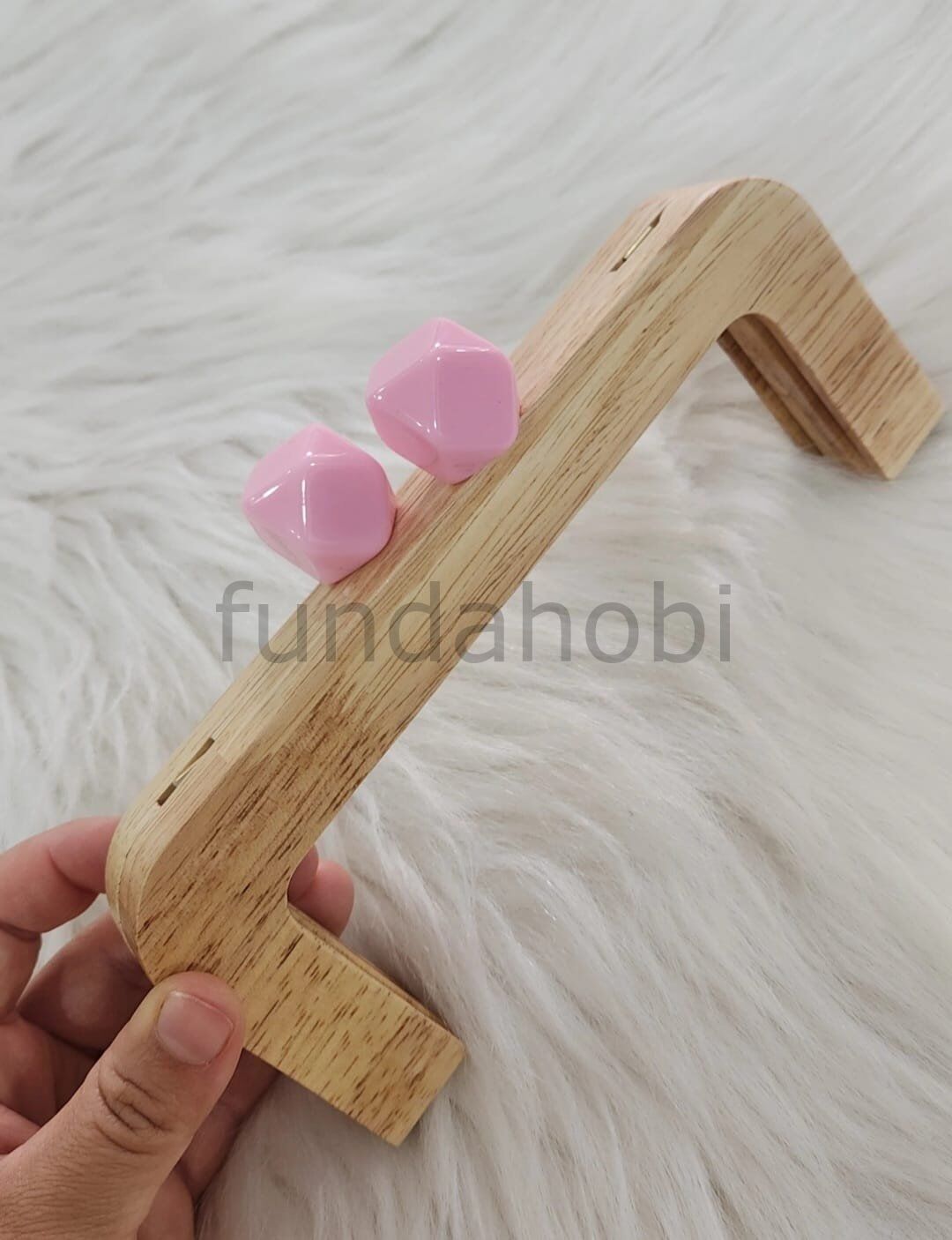 Boncuklu Mıknatıslı&Vidalı Ahşap Burs Bebe Pembe